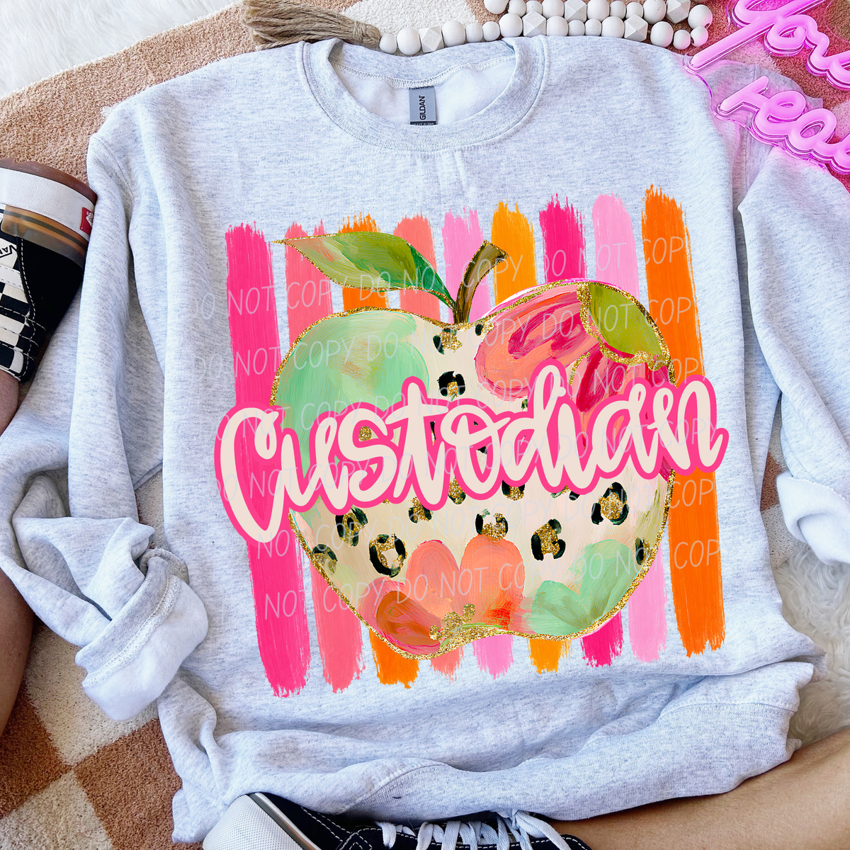 Custodian apple with stripes (City) DTF transfer