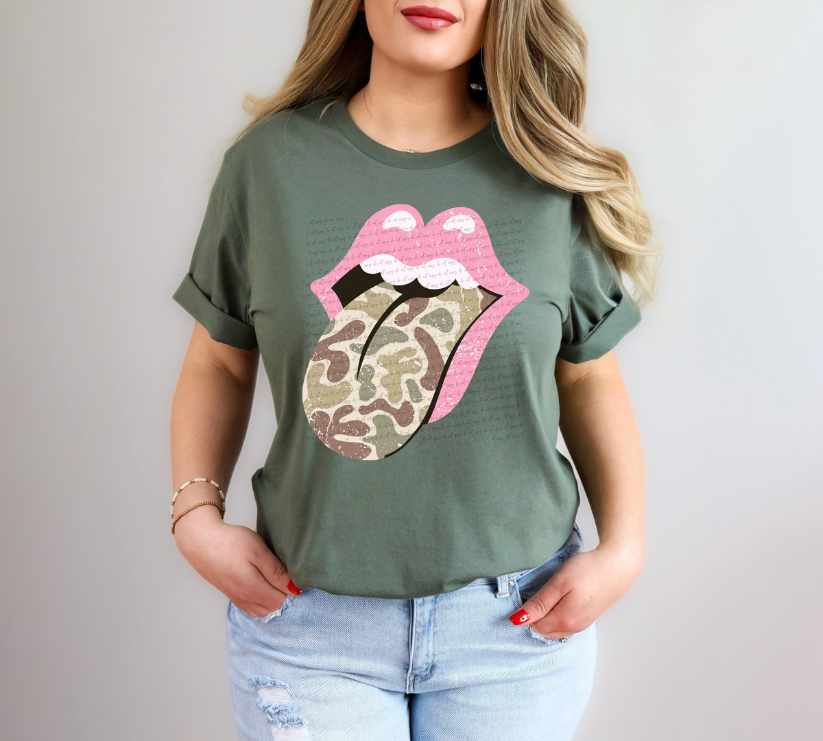 Camo Tongue Pink Lips 81977 DTF Transfer
