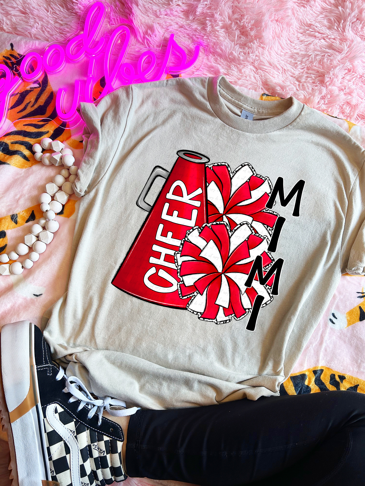 Cheer Mimi Red Pompoms Megaphone 110023 DTF transfer