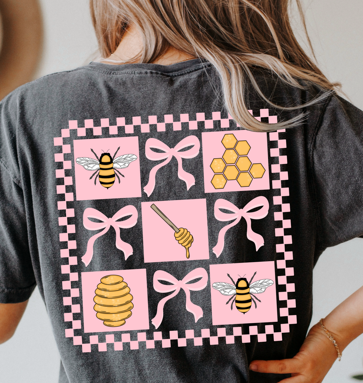 Coquette bee grid (CMD) DTF transfer