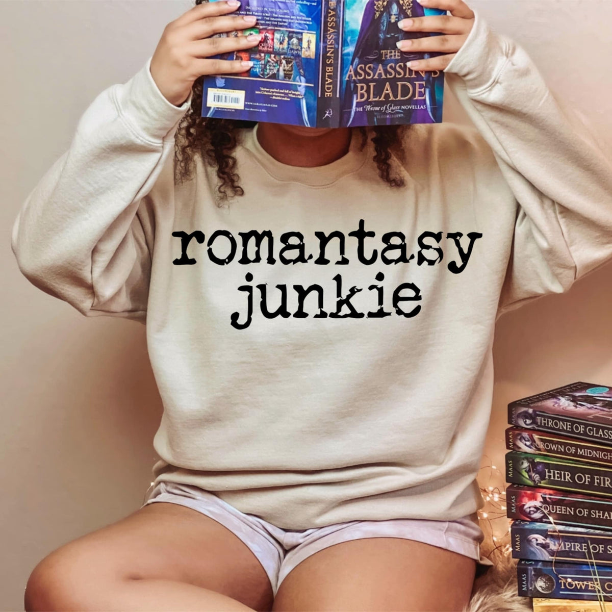 Romantasy Junkie black font (abd) DTF transfer