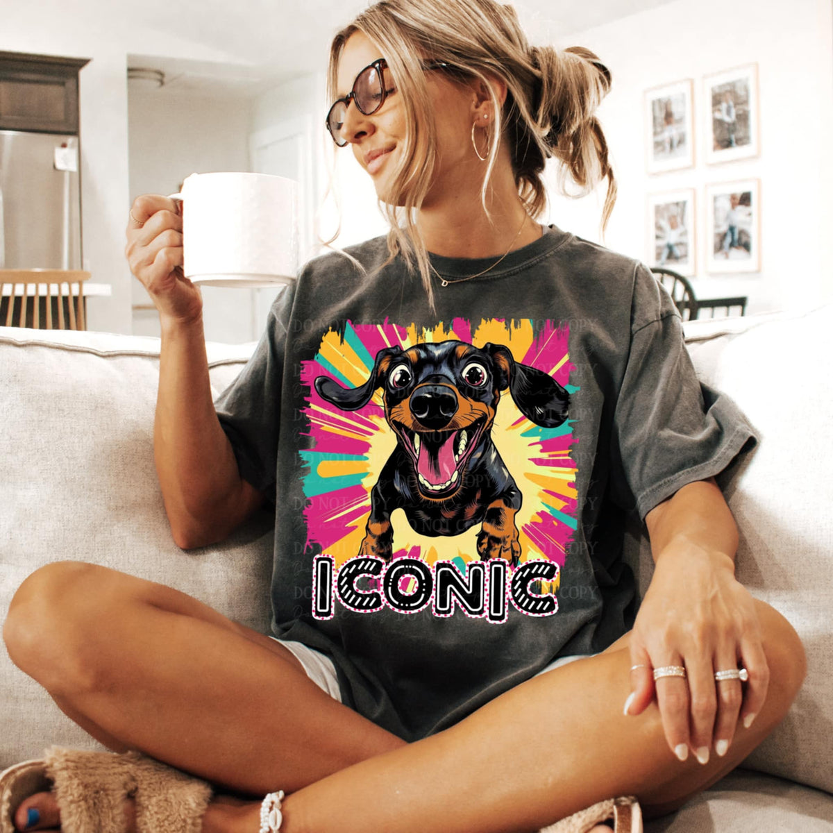 Iconic short hair dachshund (TTD) 95845 DTF transfer