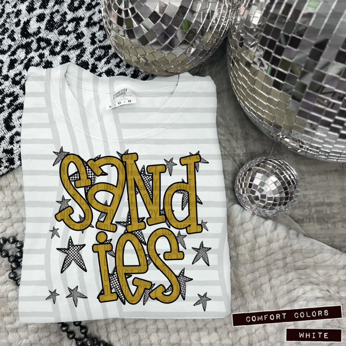 Gold Staggered Mascots (Caplinger)