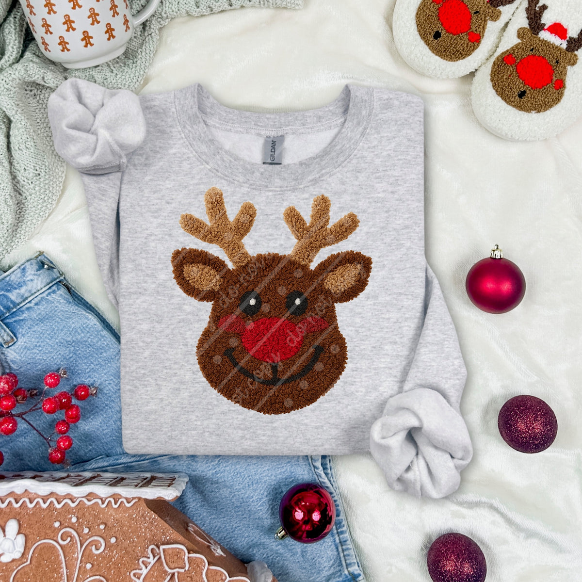 Faux yarn reindeer (scarlow) DTF transfer