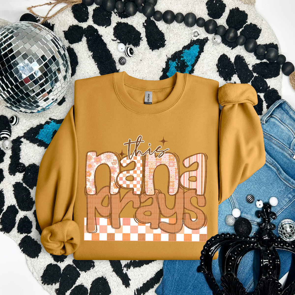 This nana prays 91674 DTF transfer