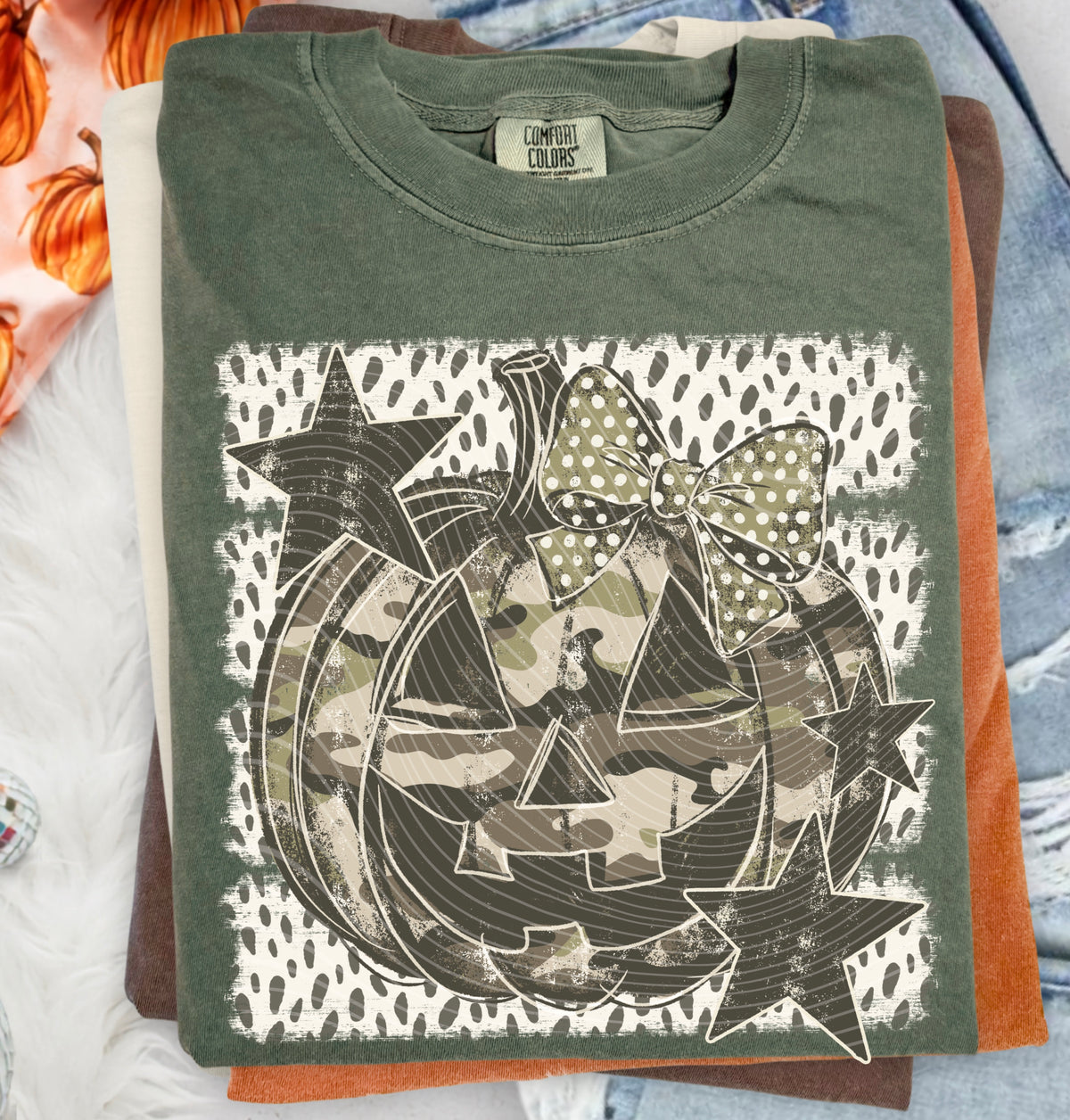 Dark camo pumpkin with bow (AG) DTF Transfer