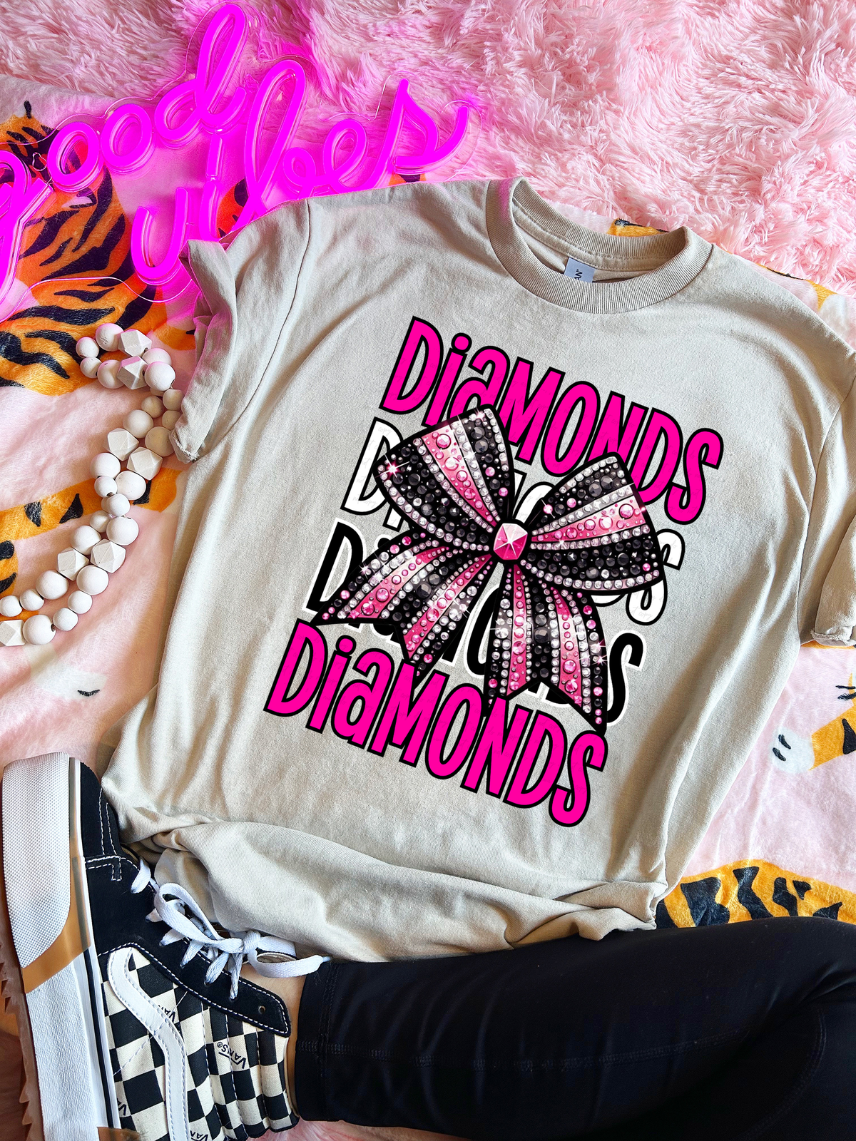 Diamonds Stacked Black and Pink Bow 117789 DTF transfer