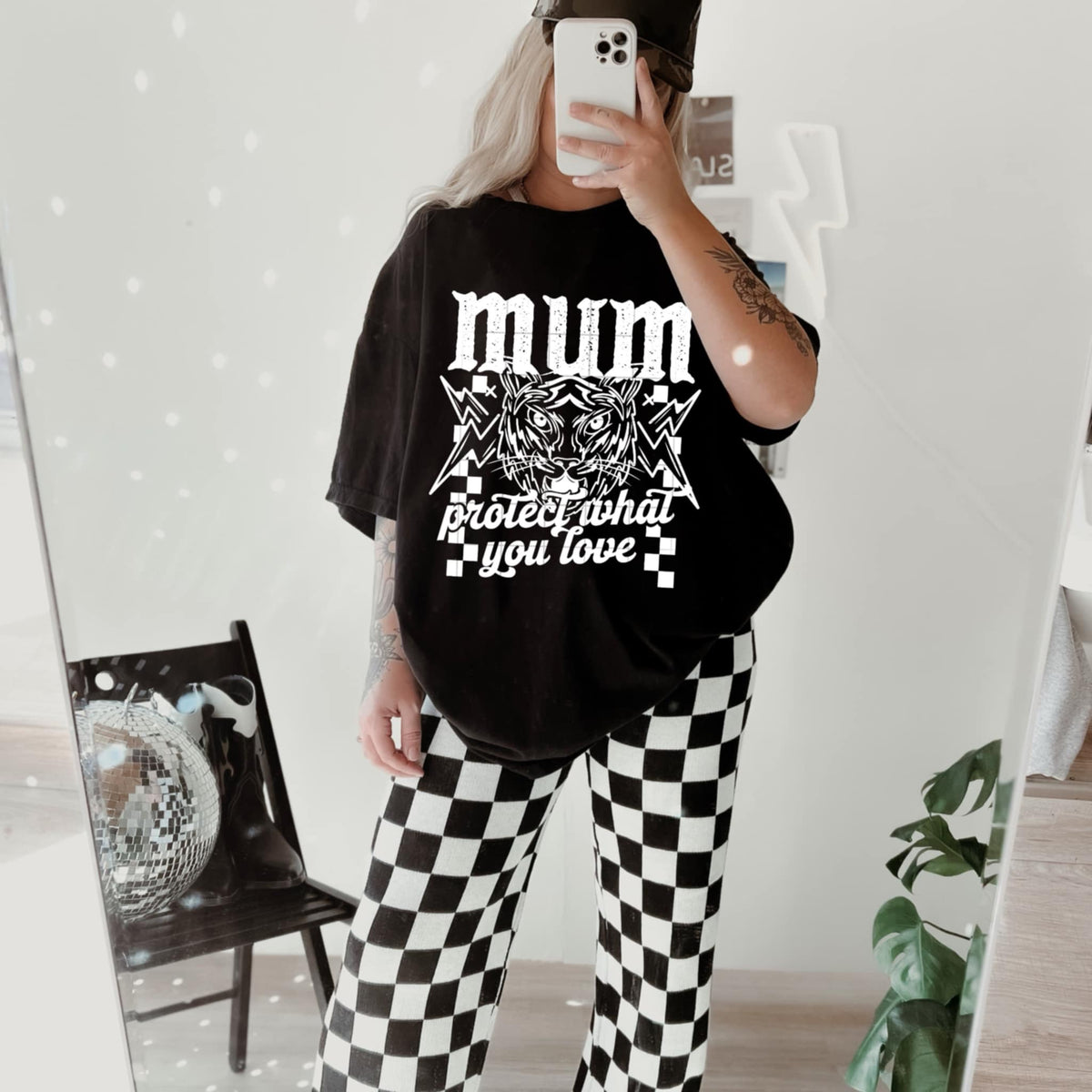 Mum protect what you love white font (CSC) 96139 DTF transfer