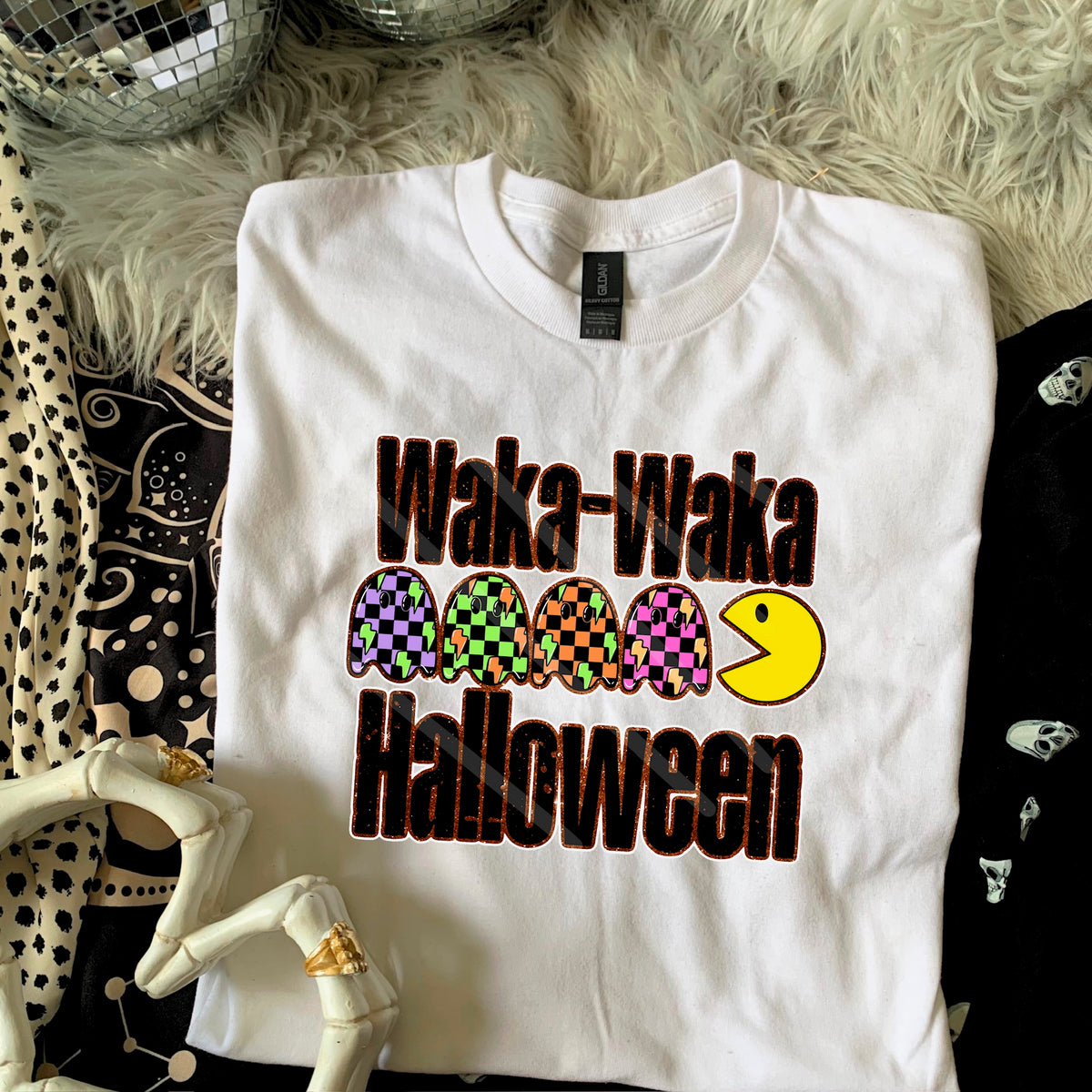 Waka Waka Halloween orange glitter outline 110581 DTF transfer