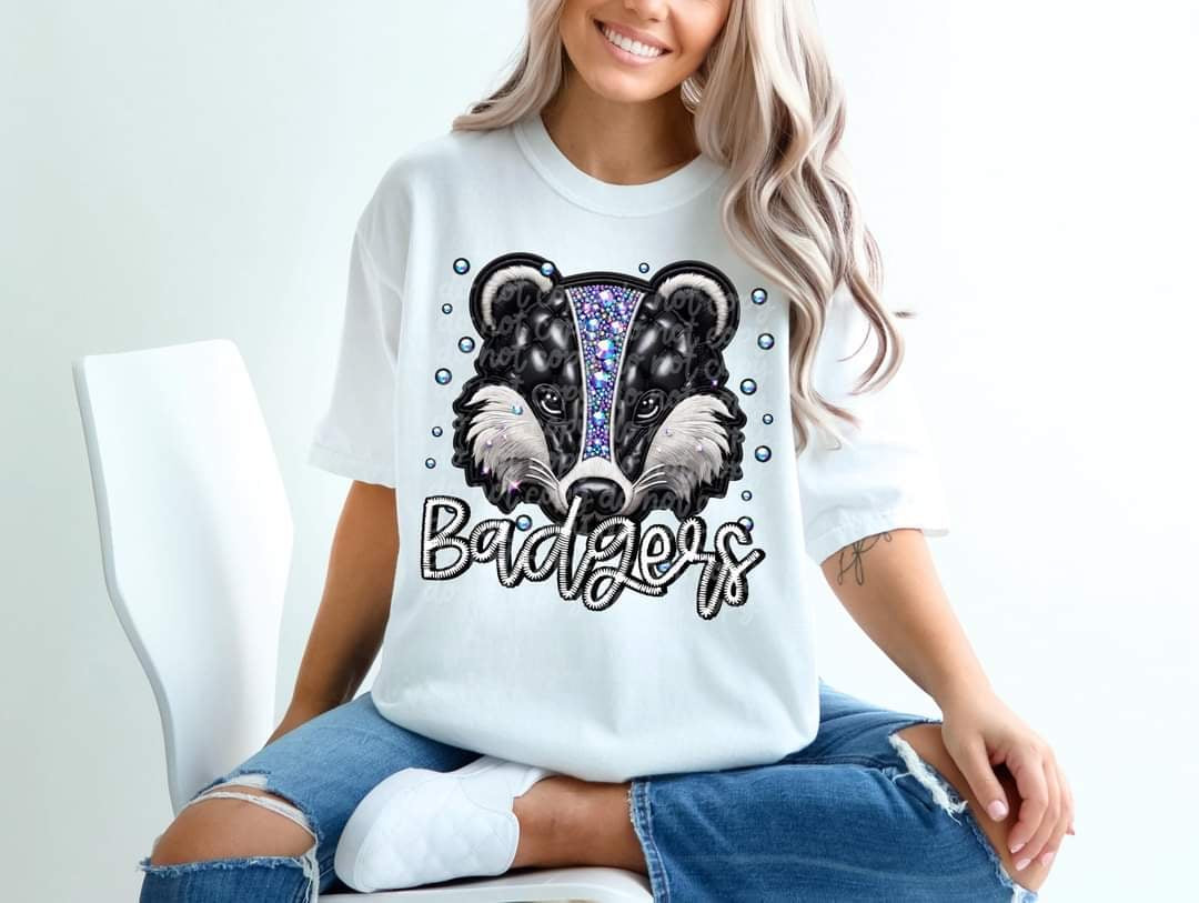 Badgers bedazzled mascot 53567 DTF transfer