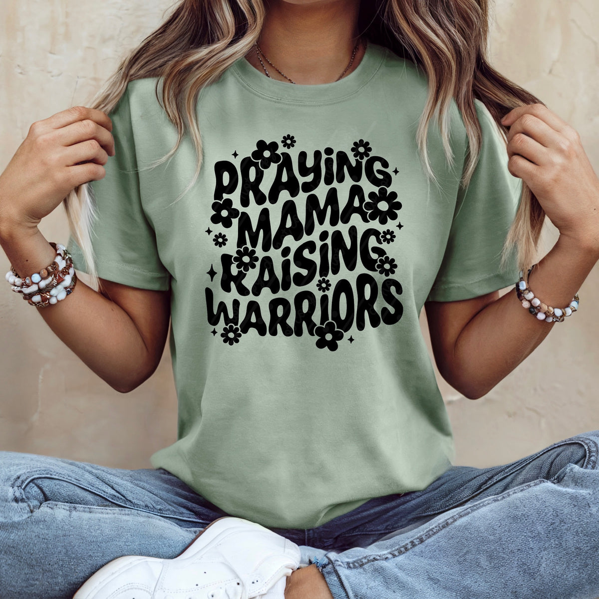 Praying mama raising warriors (black) DTF Transfer