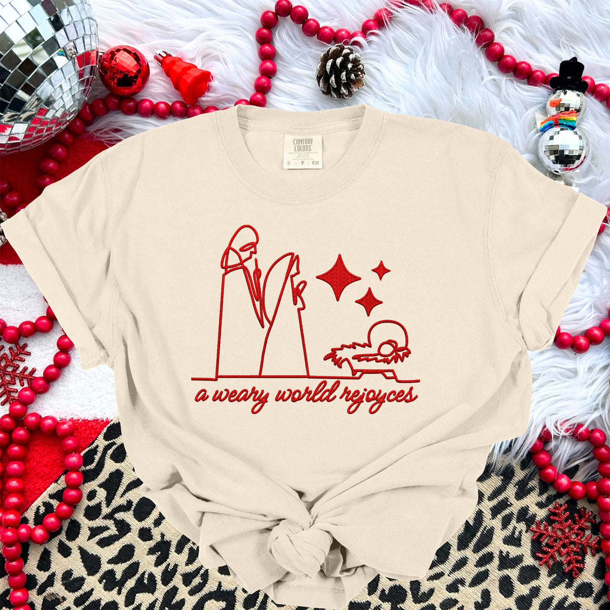 A weary world rejoice red (HW) 67414 DTF transfer