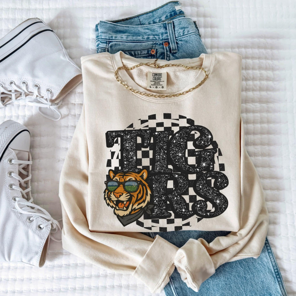 Tigers Mascot (gray scarf) Black Glitter Font GROVE 111227 DTF transfer