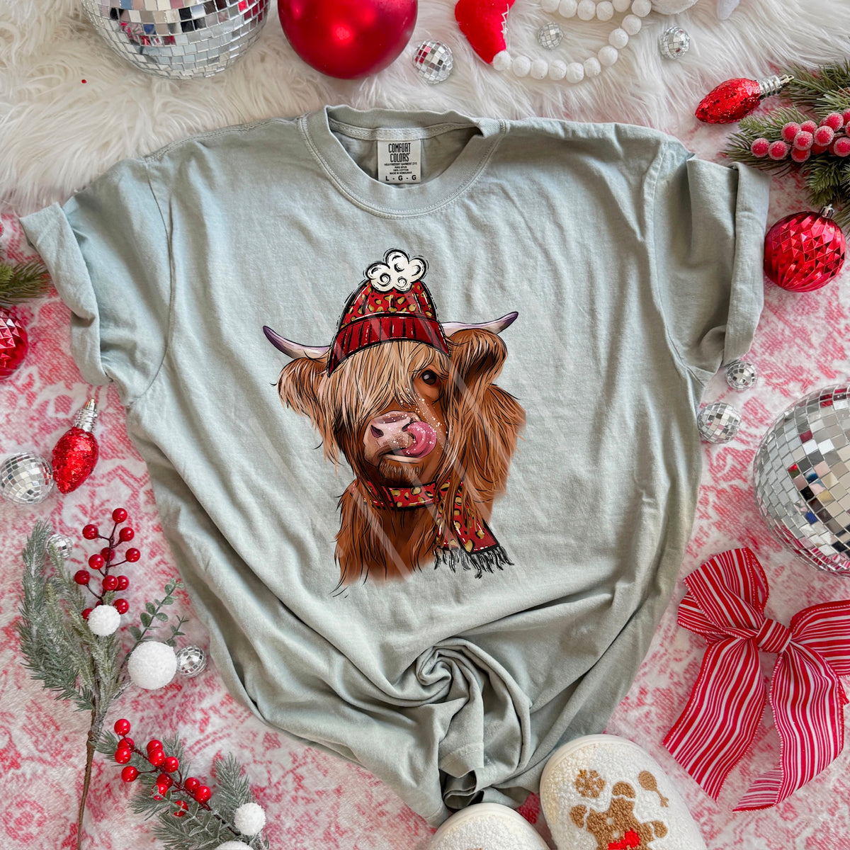 Highland cow with beanie 113963 DTF Transfer