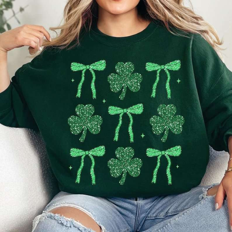 Green clover and bow collage 77611 DTF transfer