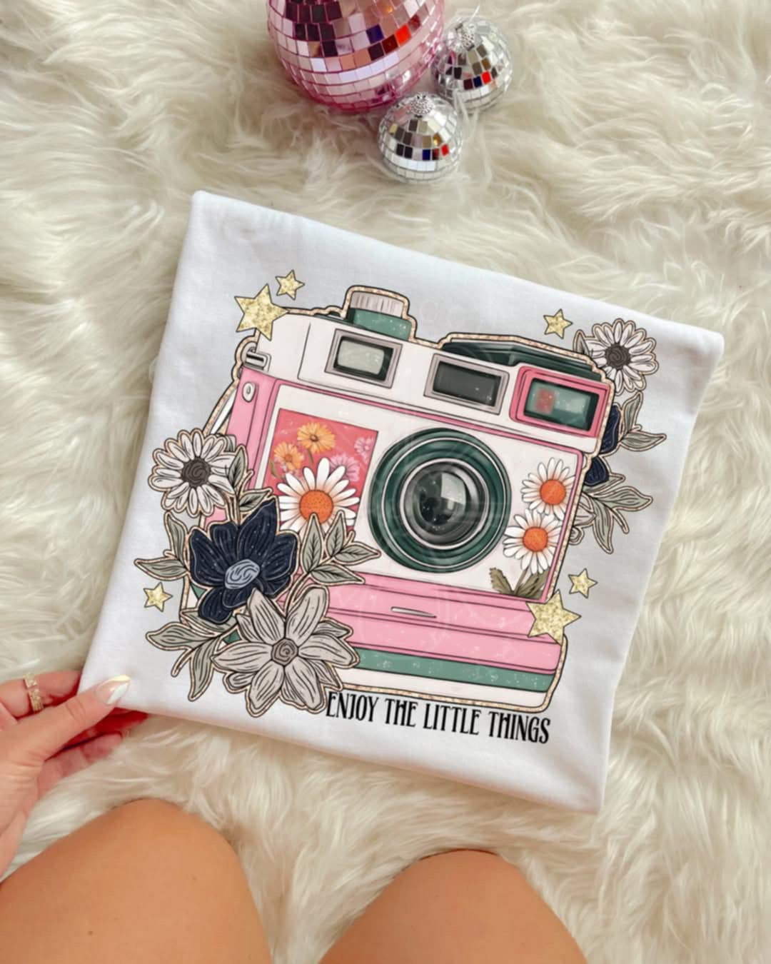 Enjoy the little things camera (Unhinged) 99551 DTF transfer