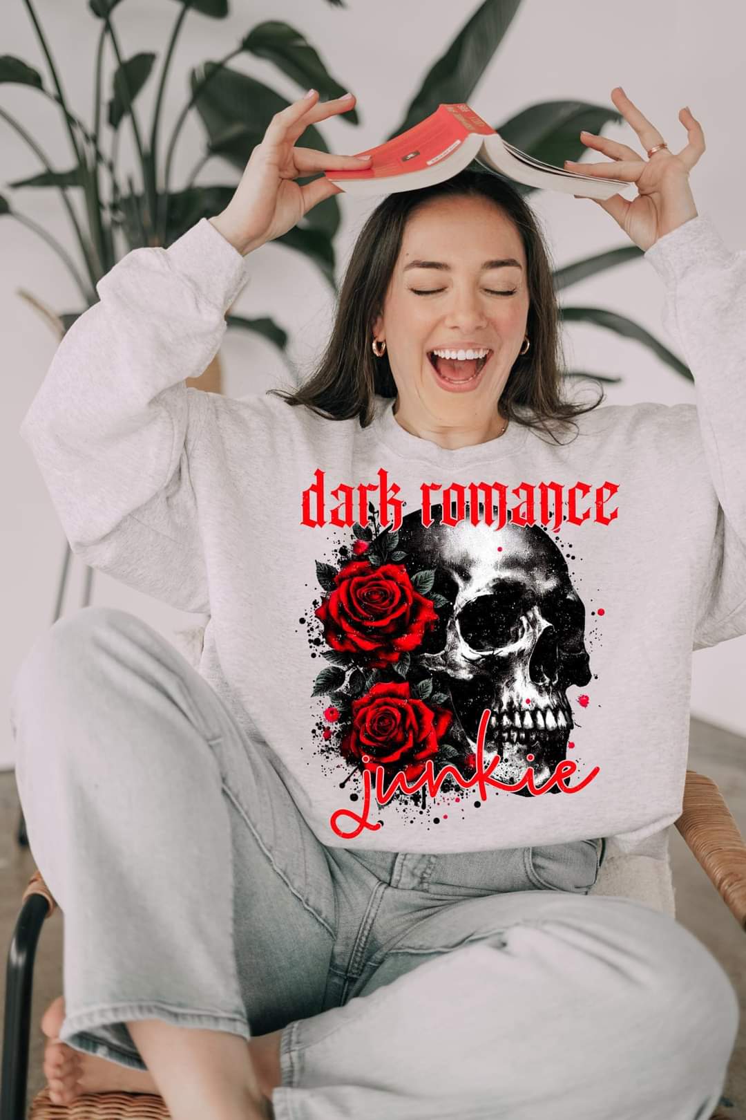 Dark romance junkie skull roses lyttle 45174 DTF transfer