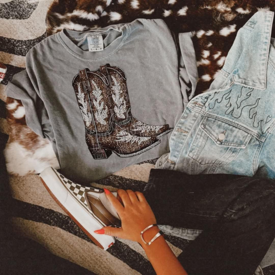 Rhinestone brown boots (Classy) 95310 DTF transfer