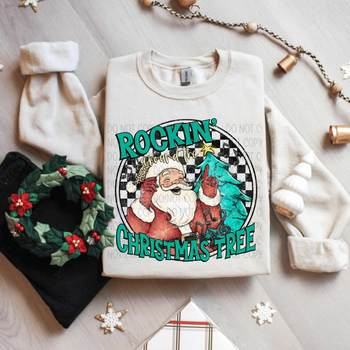 Rockin around the Christmas tree retro circle (SW) 60301 DTF transfer