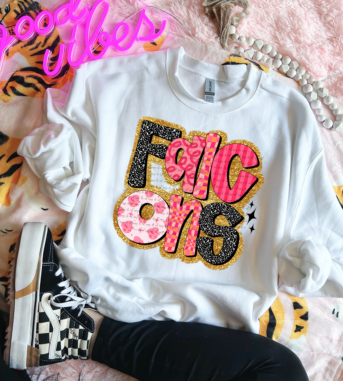 Falcons Faux Glitter Retro 51566 DTF transfer