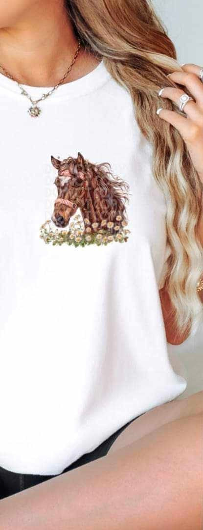 Horse with daisies 27653 DTF transfer