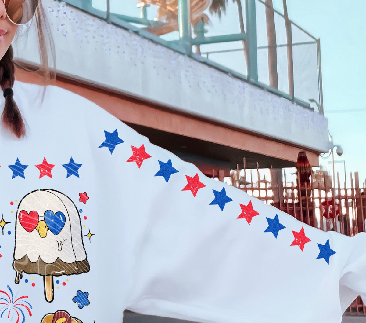 Red and blue star sleeve (GRAVITEES) 33132 DTF transfer