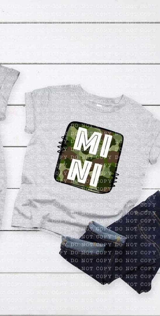 Mini camo background 21839 DTF transfer