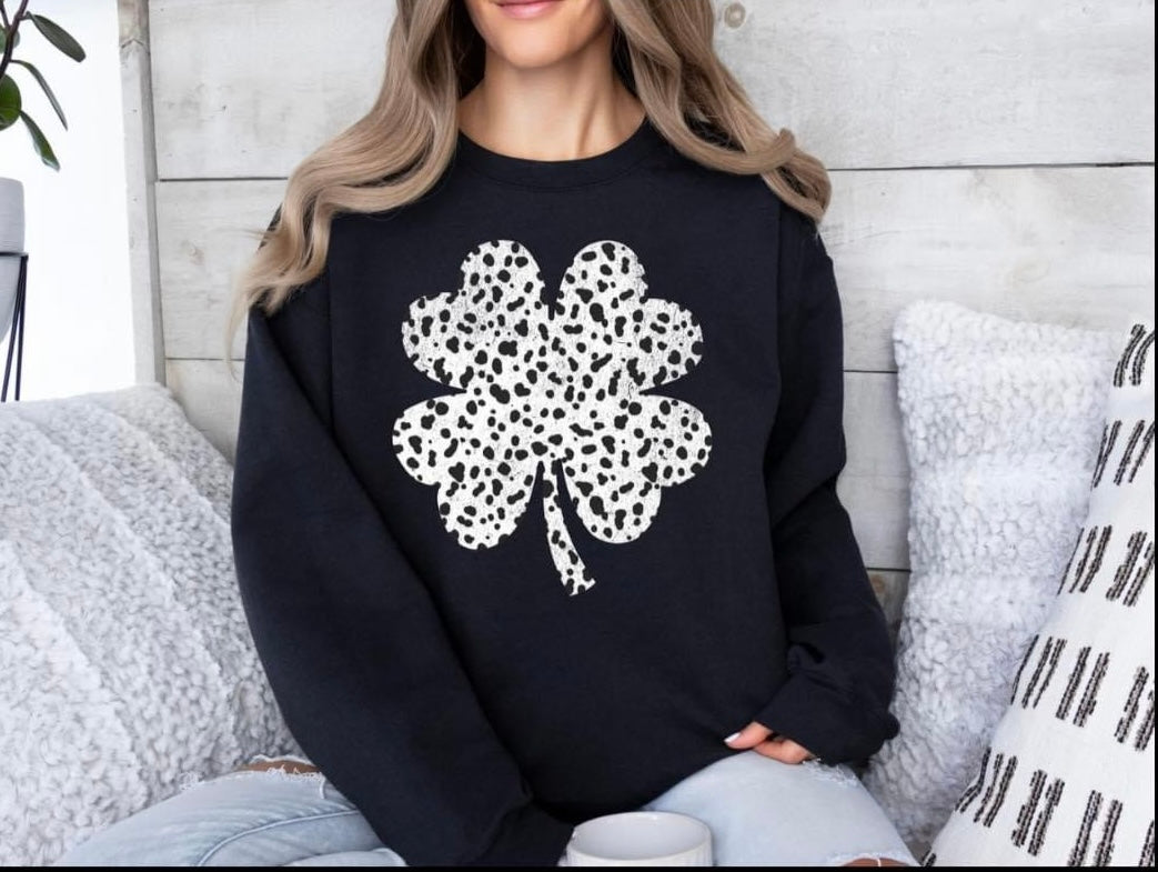 Clover dotted GRUNGE DTF transfer