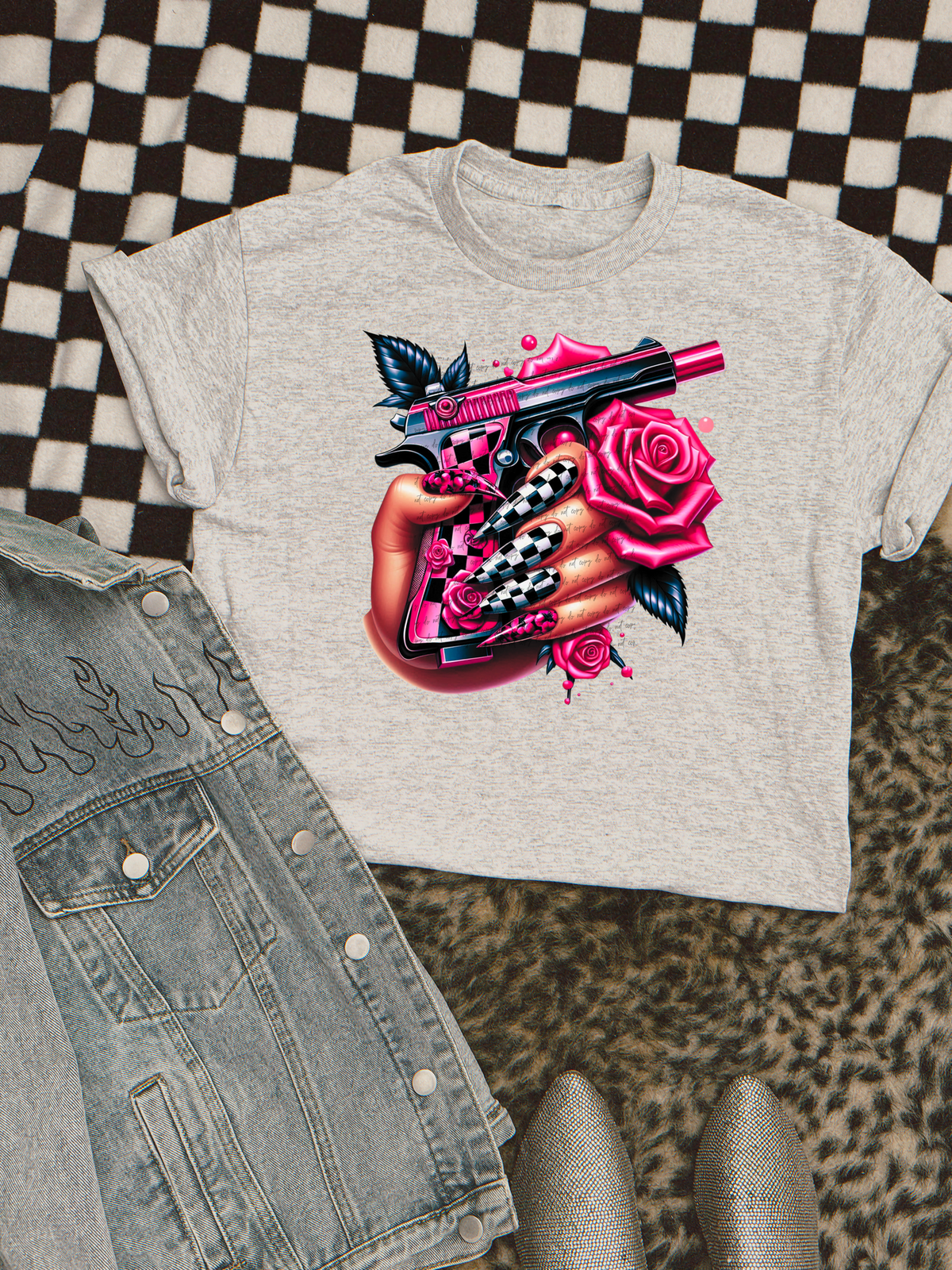 Hand Gun And Pink Roses 46307 DTF transfer