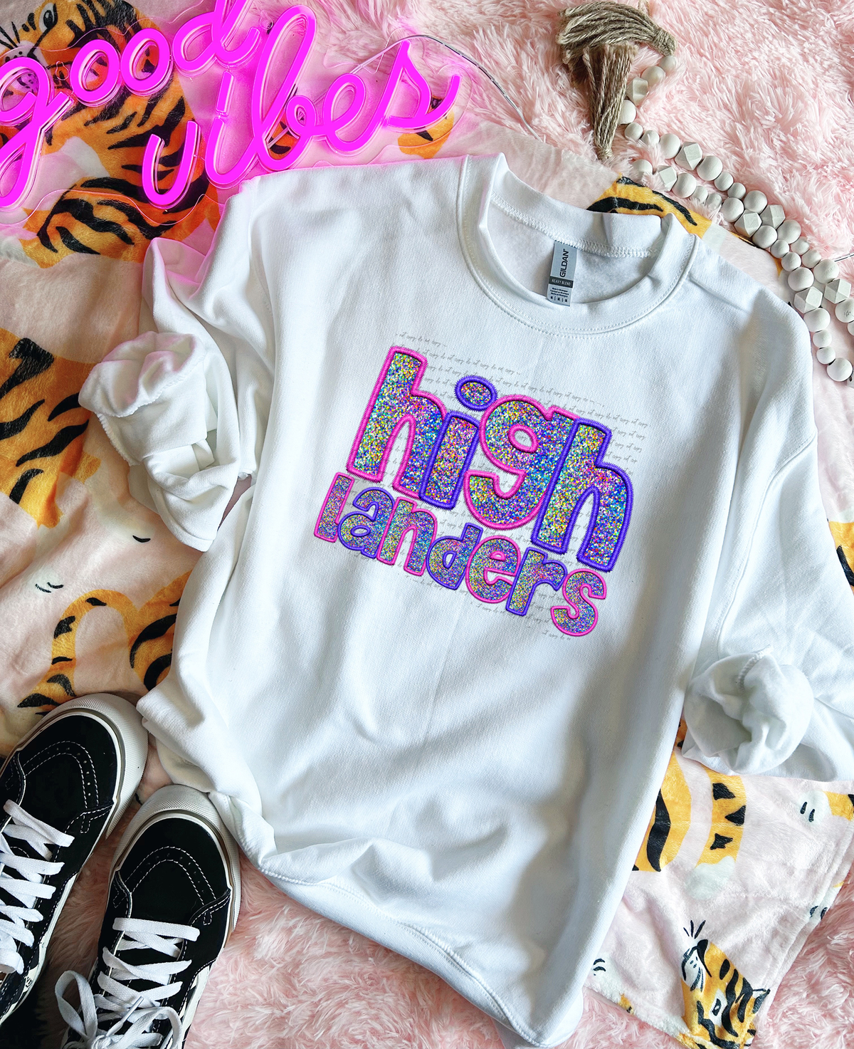 Highlanders Faux Embroidery Pink Blue 76058 DTF Transfer