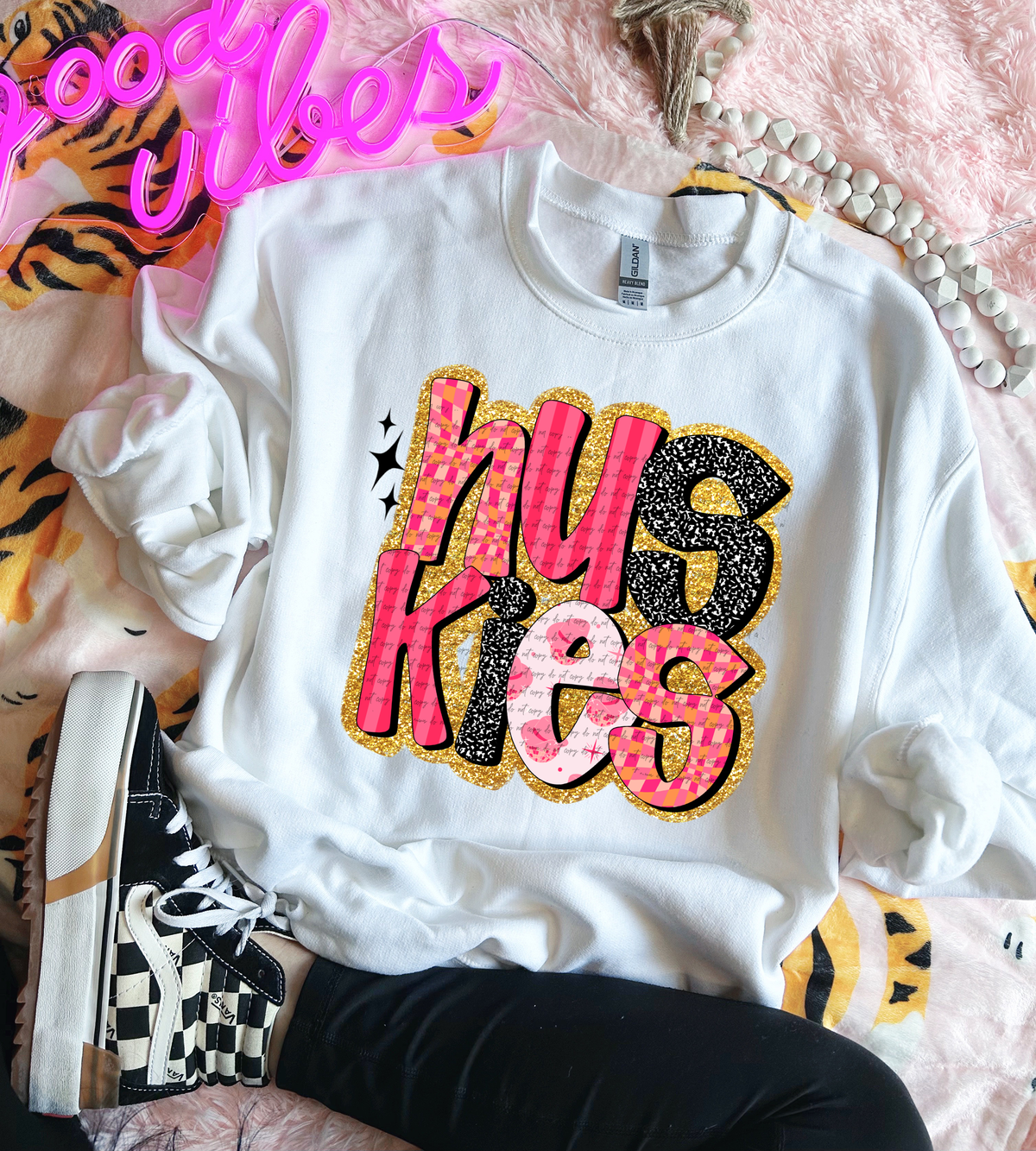 Huskies Faux Glitter Retro 51612 DTF transfer