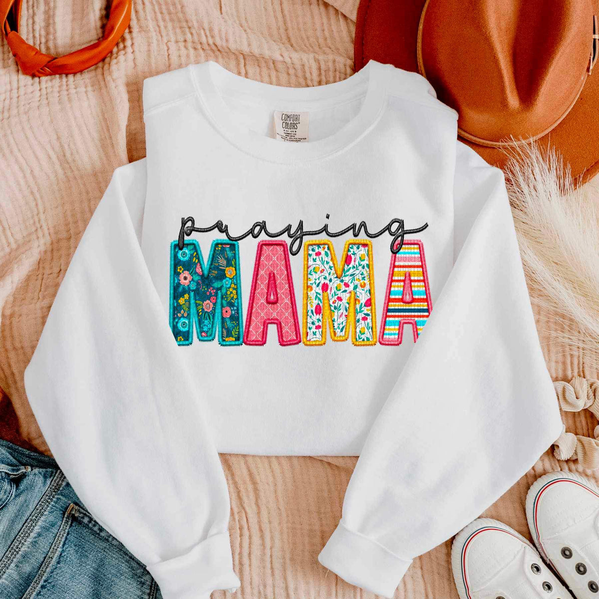 praying mama patterned and black 20810 DTF transfer