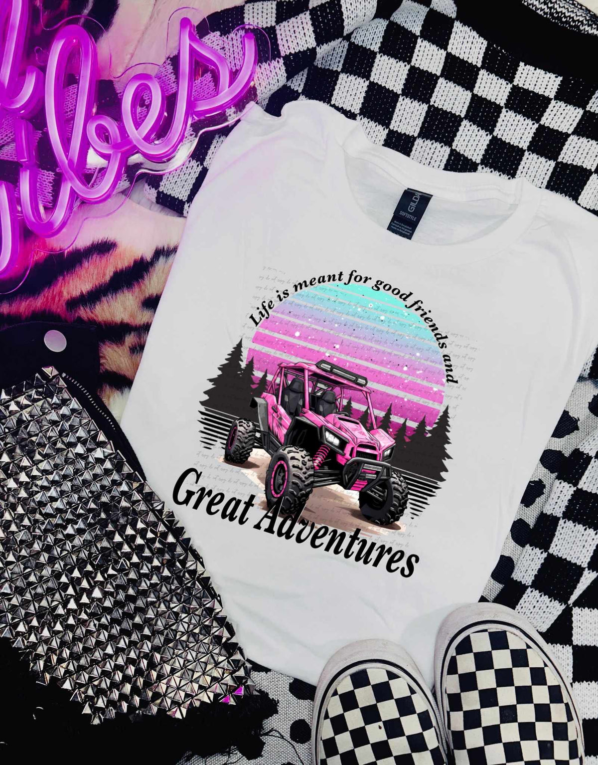 Life is meant for good friends and great adventures (WSD) 31638 DTF transfer