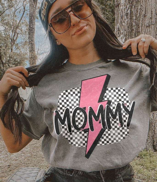 Mommy checkered with pink lightning bolt 31692 DTF transfer