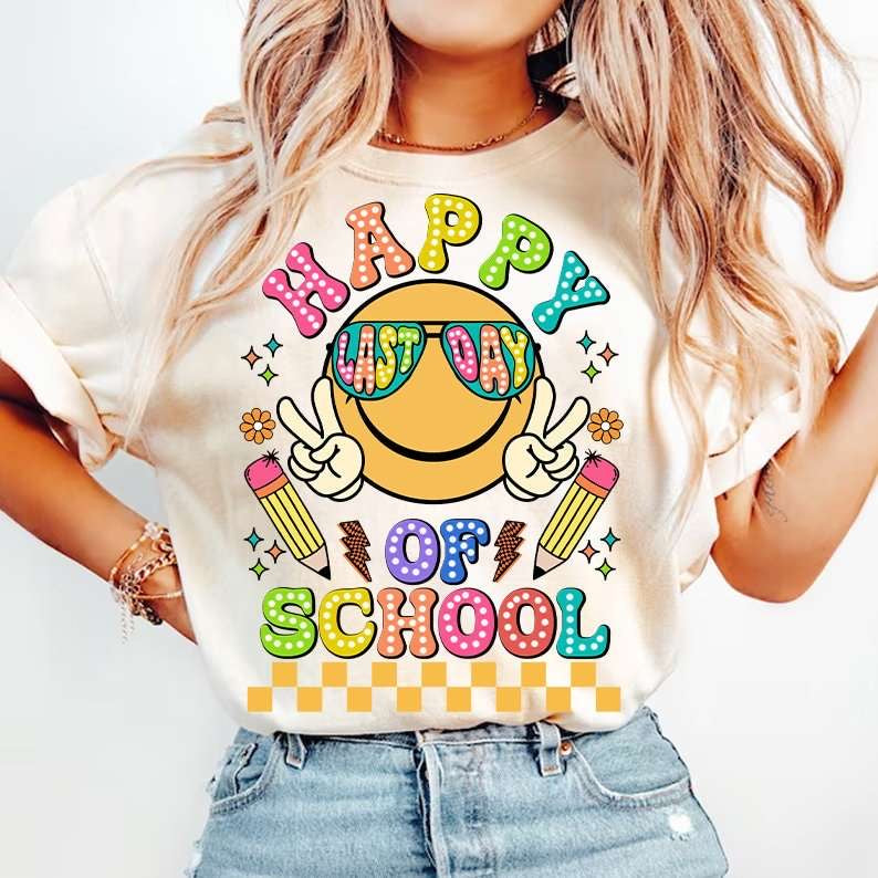 Happy last day of school happy face 31766 DTF transfer
