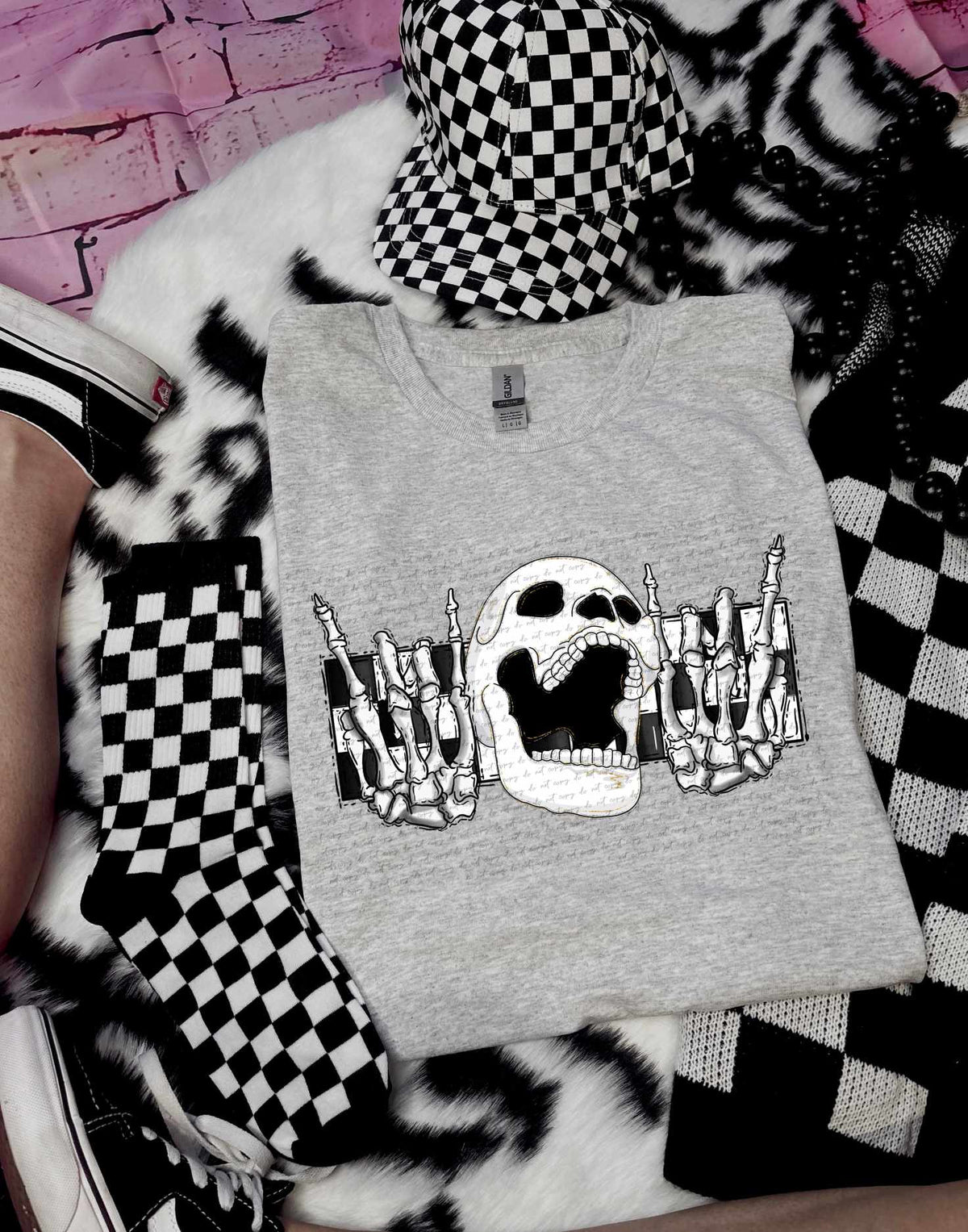 Skull with hands and checkered print 31926 DTF transfer