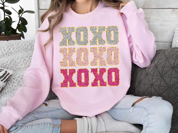 Xoxo stacked fuzzy (WSB) 21509 DTF transfer