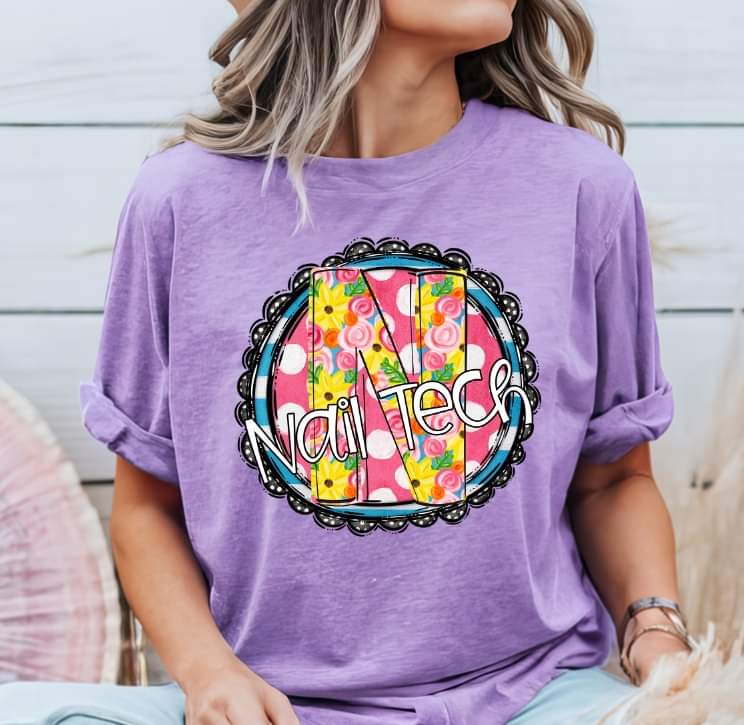 Nail tech circle with yellow and pink floral font (S&G) 32885 DTF transfer