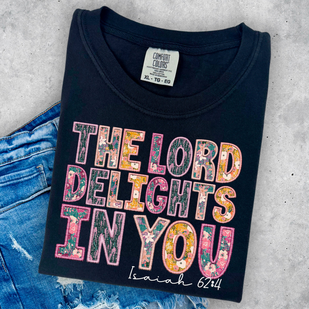 The lord delights in you white font (SDD) 33430 DTF transfer