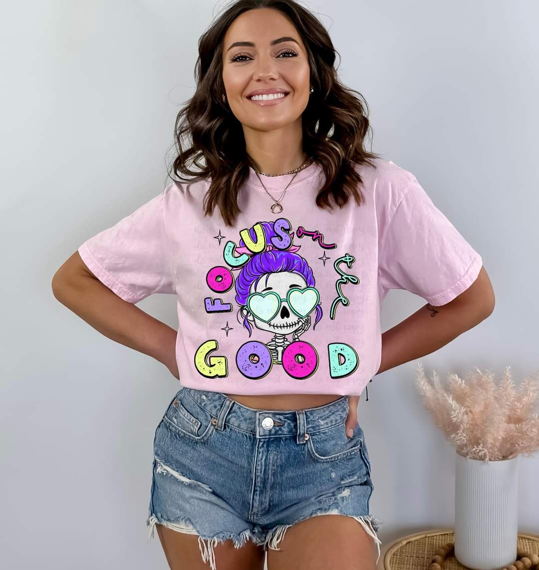 Focus on the good purple hair skellie 33627 DTF transfer