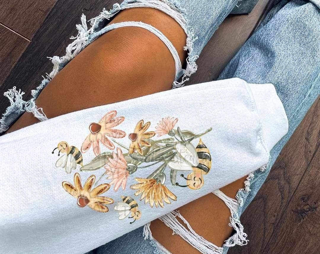 Honey with honey jar, pastel flowers, and bees SLEEVE 11617 DTF TRANSFER