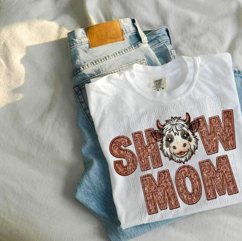 Show mom shaggy cow (CCD) 24979 DTF transfer