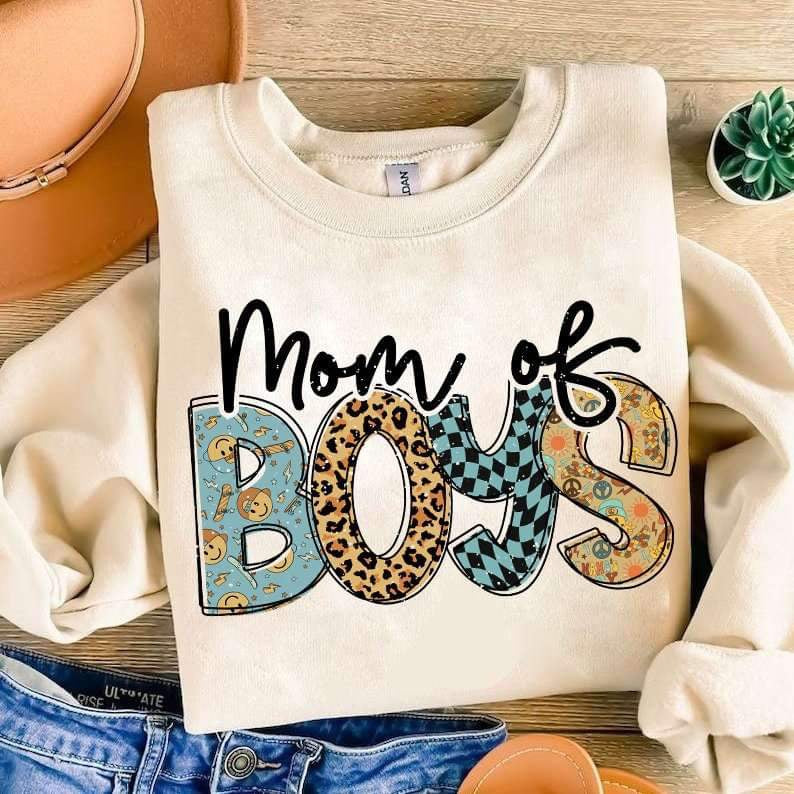 Mom of boys black and patterned 25159 DTF transfer