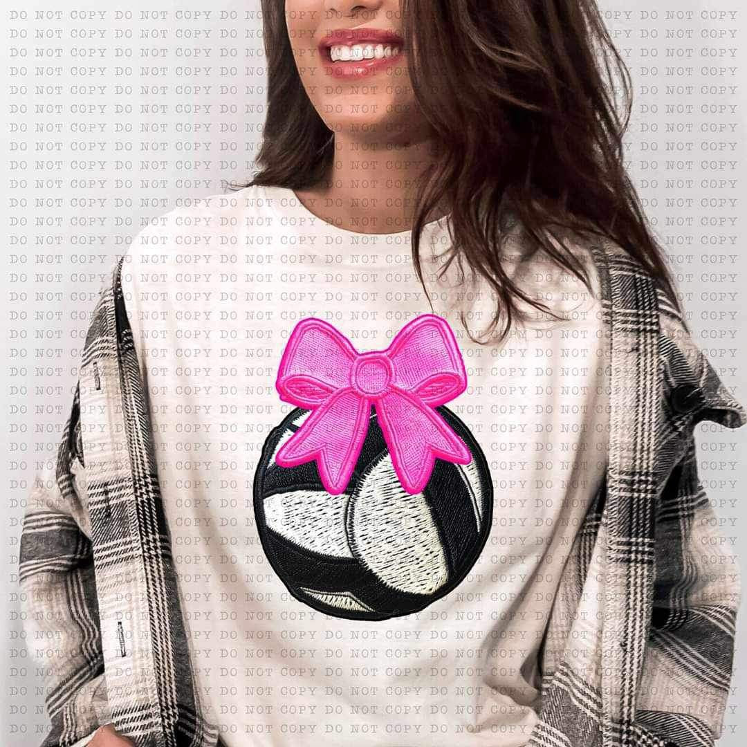 Black and white volleyball with pink bow (ECHT) 25326 DTF transfer