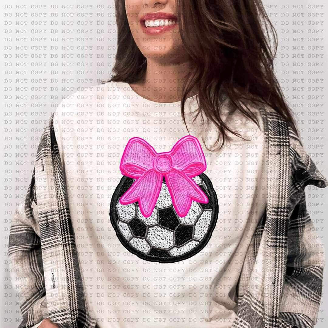 Soccer ball embroidery with pink bow on TOP (ECHT) 25214 DTF transfer