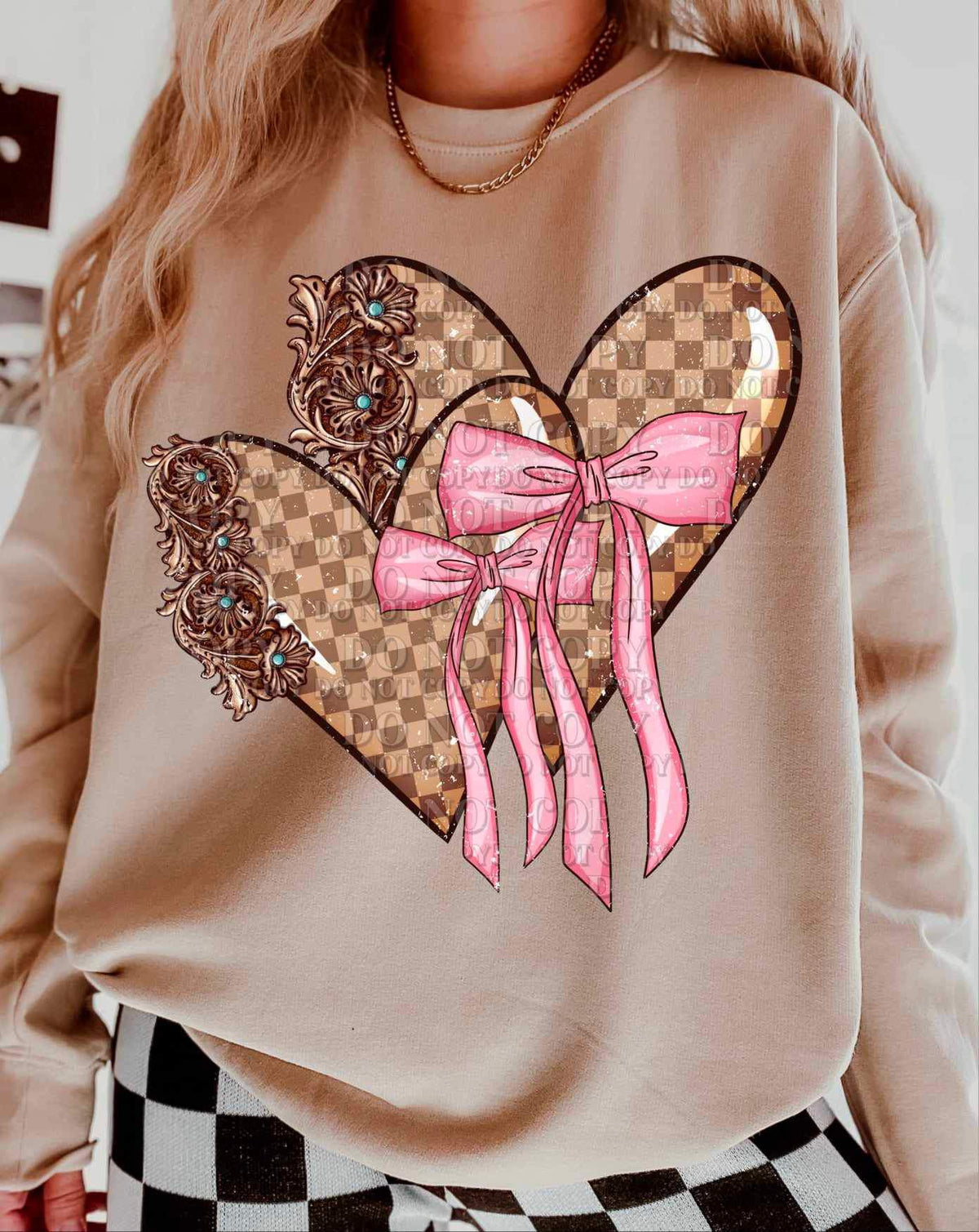 Checkered hearts with pink powers (AG) 25280 DTF transfer