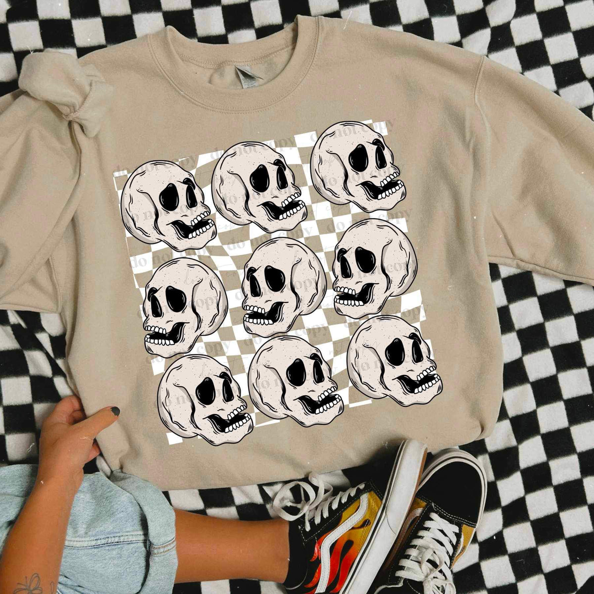 Skull collage white checkered (CSC) 25296 DTF transfer