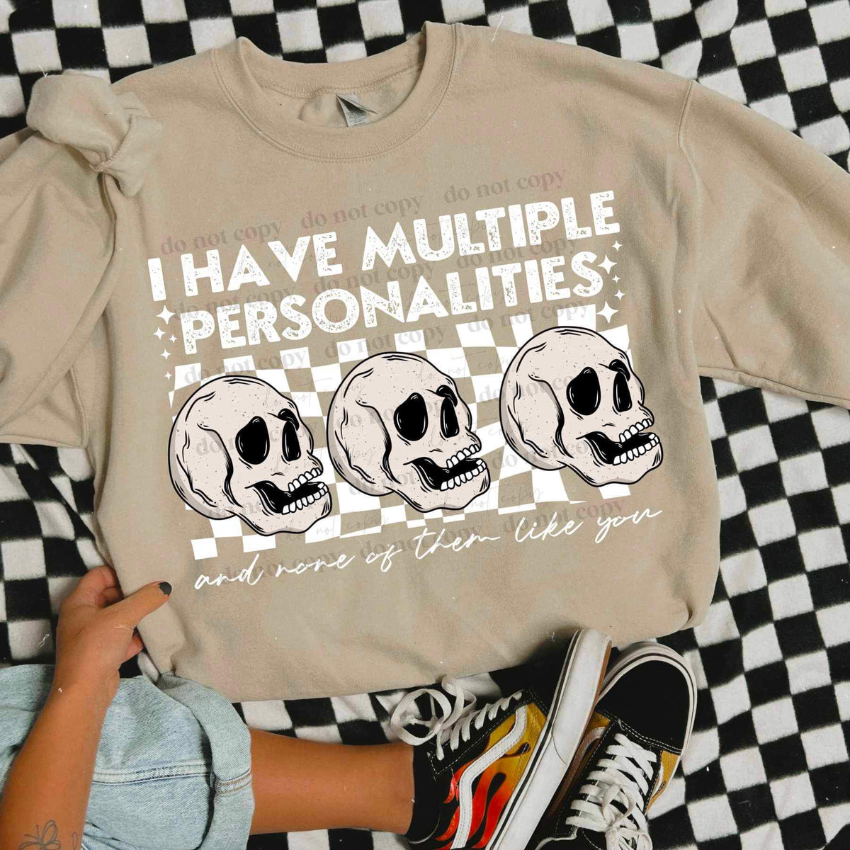 I have multiple personalities skulls white checkered (CSC) 25297 DTF transfer
