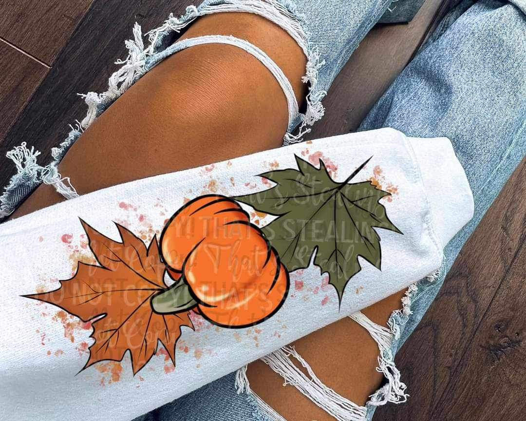 Pumpkin with brown and green leaves SLEEVE 15398 DTF Transfer