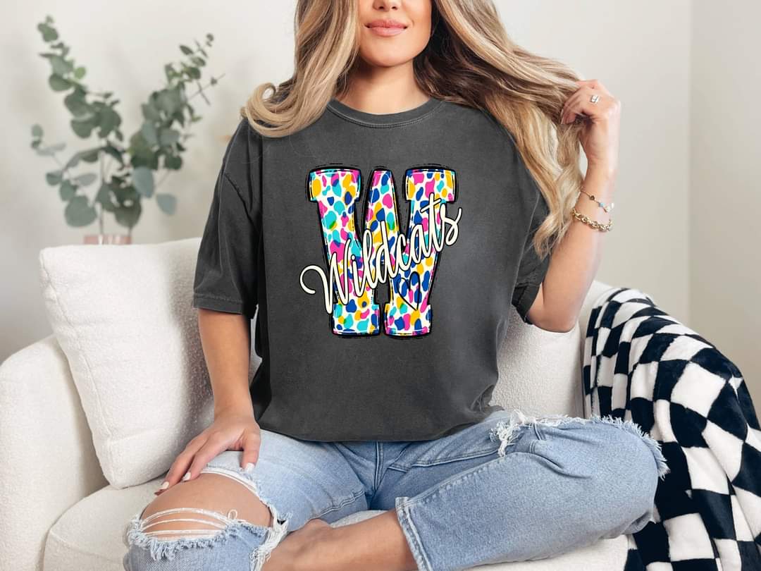 W wildcats colorful dots (S&G) 35410 DTF transfer